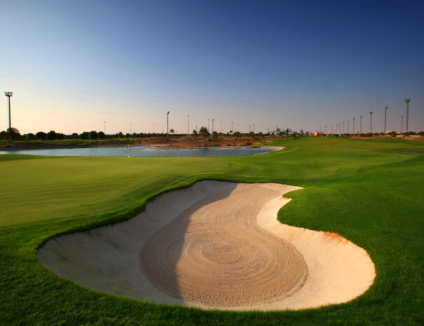 al-ain-golf-holiday-packages-tour-booking-abu-dhabi-uae